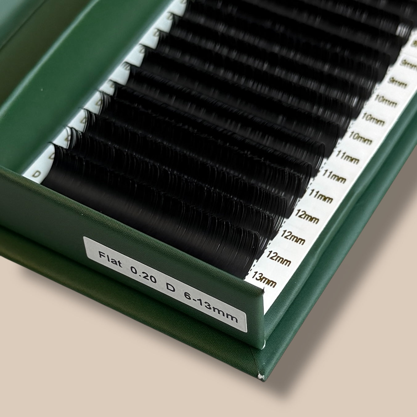 Flat Lashes 0.20 Mix