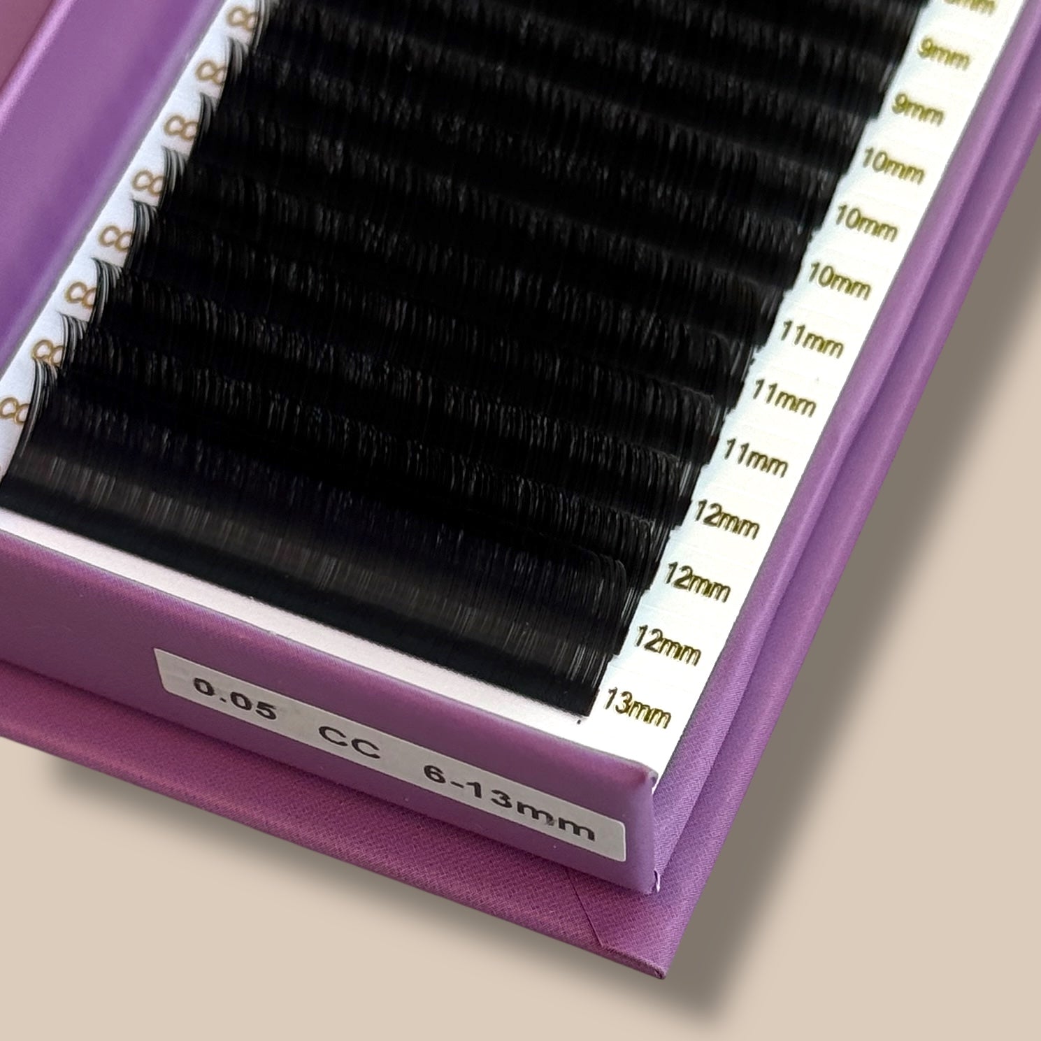 Black 0.05 and 0.07 Volume Lashes